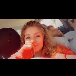 Meet your Posher, Jenna